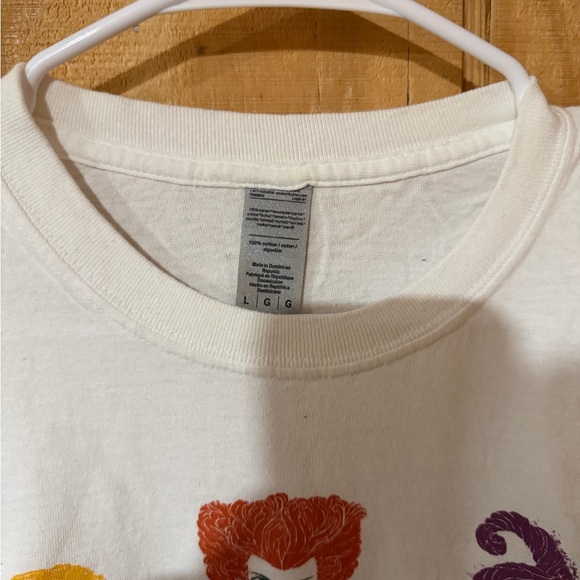 Unisex White Hocus Pocus Graphic T-Shirt - Picture 2 of 3